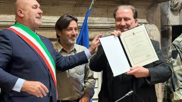 "Kostabi cittadino onorario: forte la sua unione con Terni"