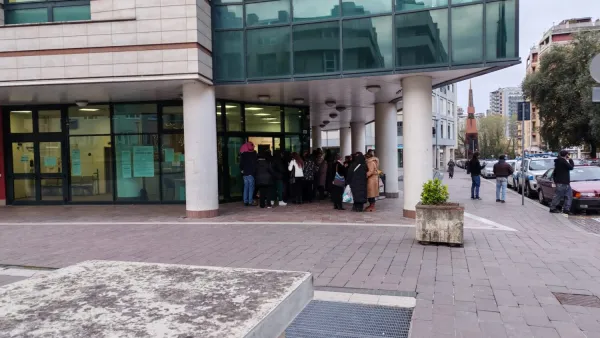 "Nei giorni del referendum disservizi all'ufficio anagrafe"