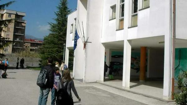 "Sugli impianti termici delle scuole interveniamo prontamente"