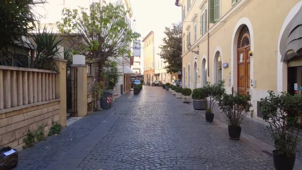 "Più attenzione e sicurezza per via Fratini"