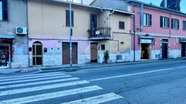 Lavori a una fogna, via Tre Venezie chiusa per cinque giorni