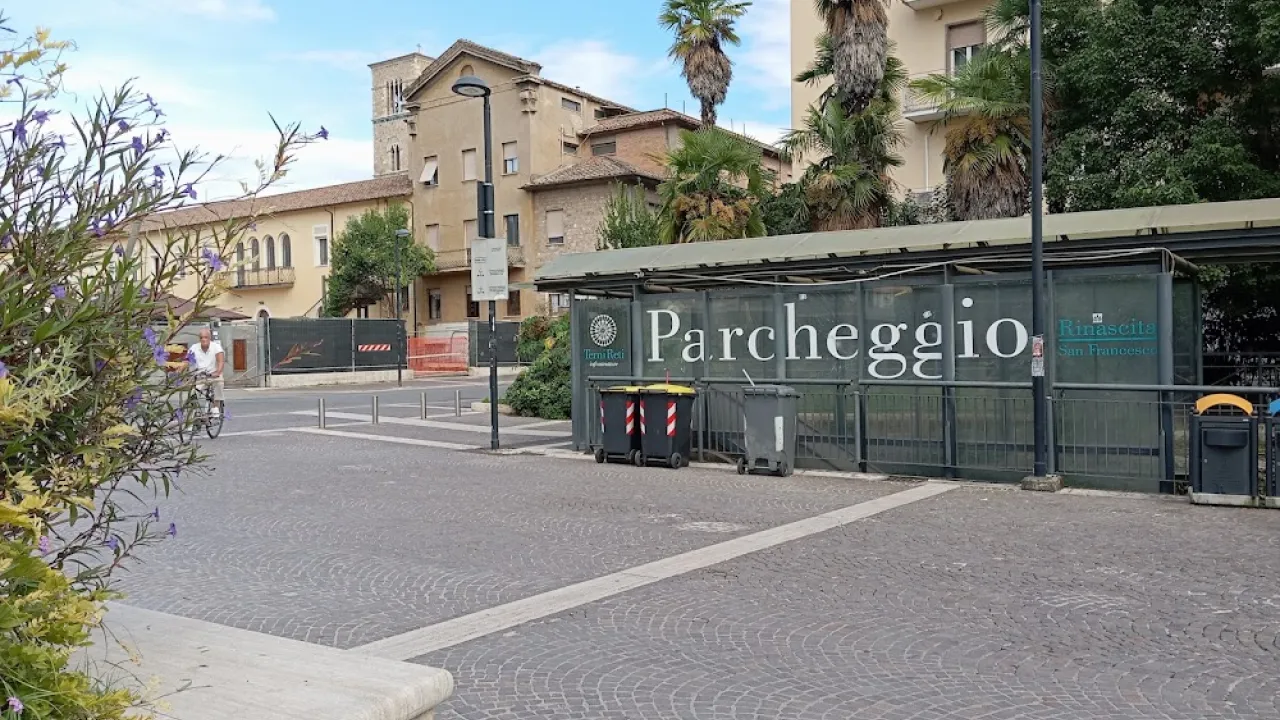 parcheggio piazza San Francesco