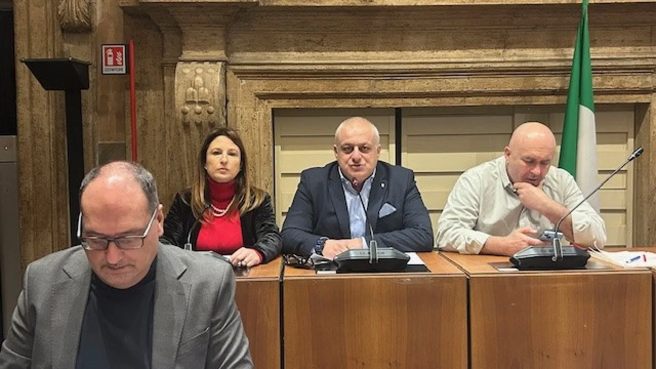 Sindaco, vicesindaco, assessore alla Scuola e funzionario servizi scolastici