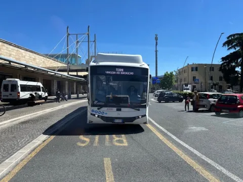 bus idrogeno 6