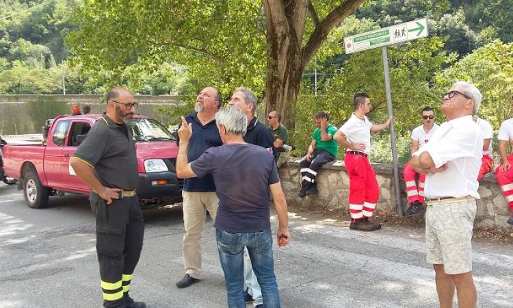 Incendio Valserra: evacuazione almeno sino a venerdì