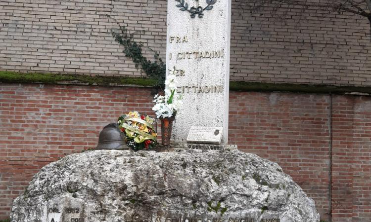 Per San Sebastiano, fiori ai caduti della polizia locale